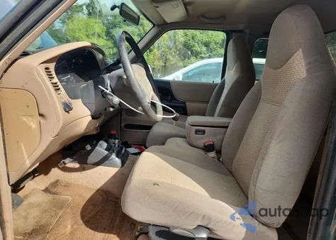 1999 Mazda B3000 Cab Plus из США, поврежденный, VIN 4F4YR16V2XTM16181